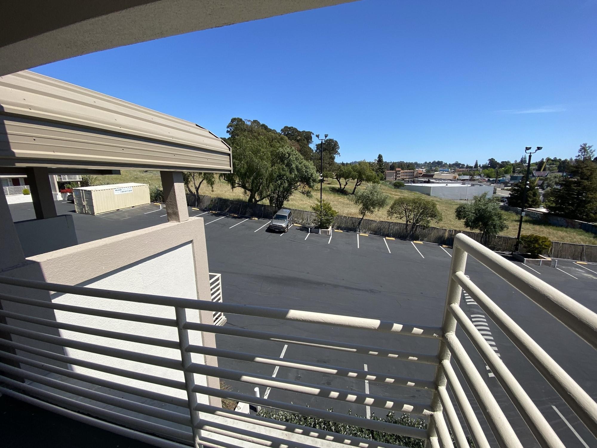 Budget Inn Of Hayward Bagian luar foto