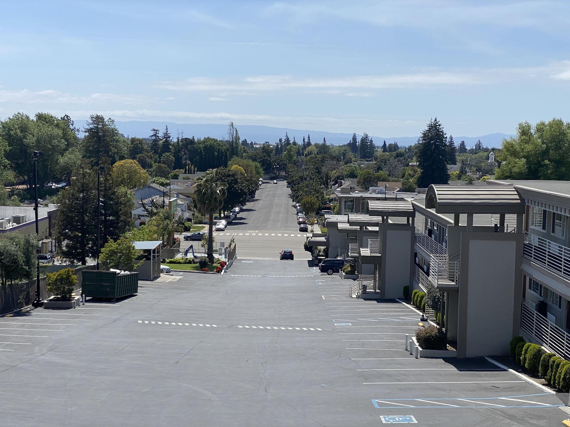 Budget Inn Of Hayward Bagian luar foto